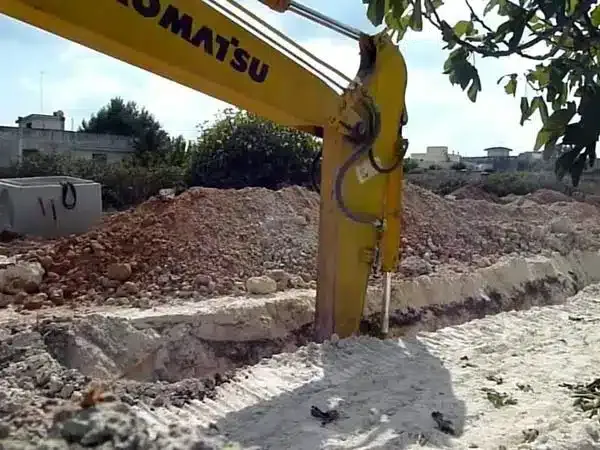 Escavazioni-di-cavidotti-per-cavi-elettrici-reggio-emilia